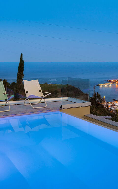 Grand Tour Villa: Exteriör, slå samman, Utomhus, Visningar