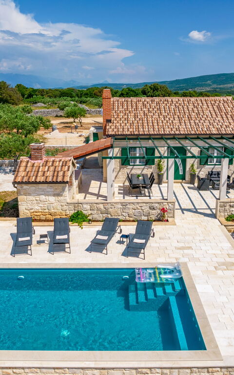 Villa Diana: Balkong / terrass / uteplats, slå samman