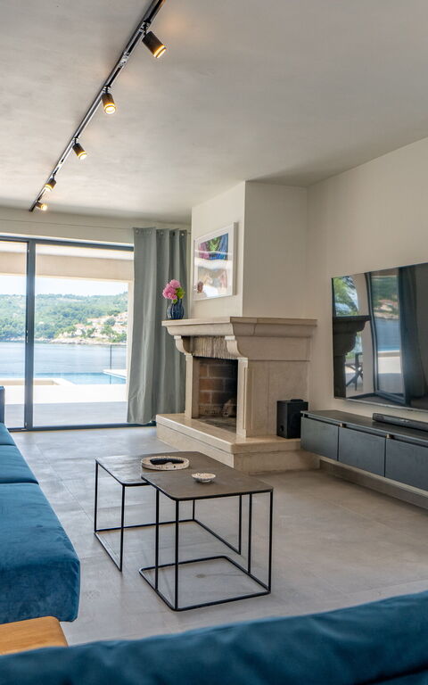 Villa Cosmic: Balkong / terrass / uteplats, Vardagsrum