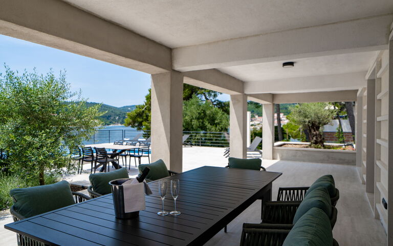 Villa Cosmic: Balkong / terrass / uteplats, Exteriör, Utomhus