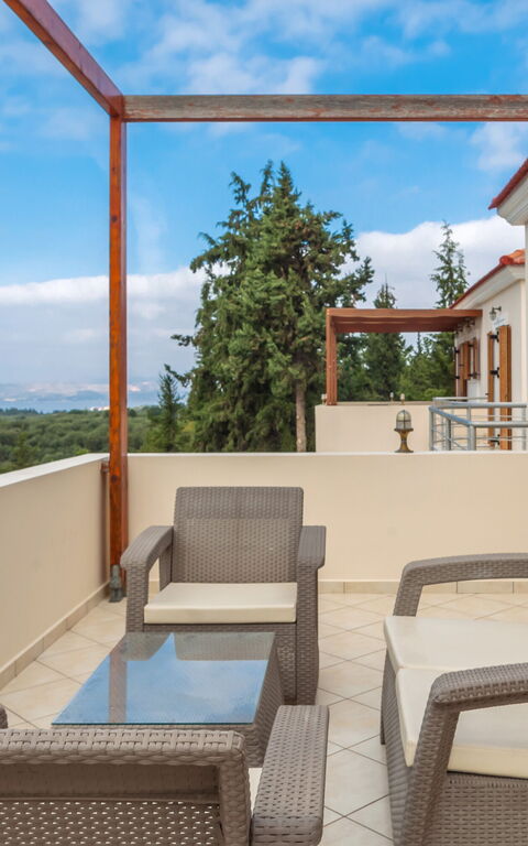 Villa Giorgos: Exteriör, Utomhus