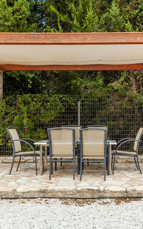 Villa Giorgos: Exteriör, Utomhus