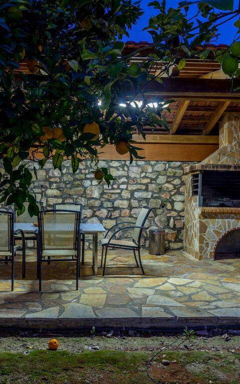 Villa Giorgos: Exteriör, Utomhus