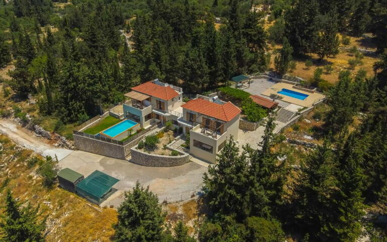 Villa Giorgos: Exteriör, Utomhus