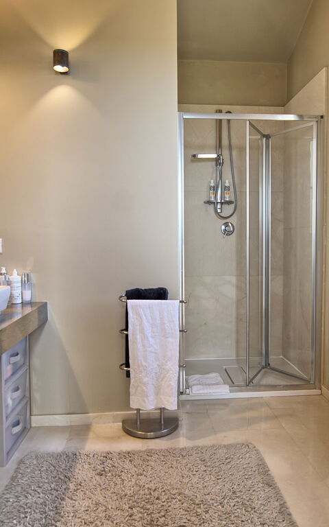 Villa Casale: Badrum