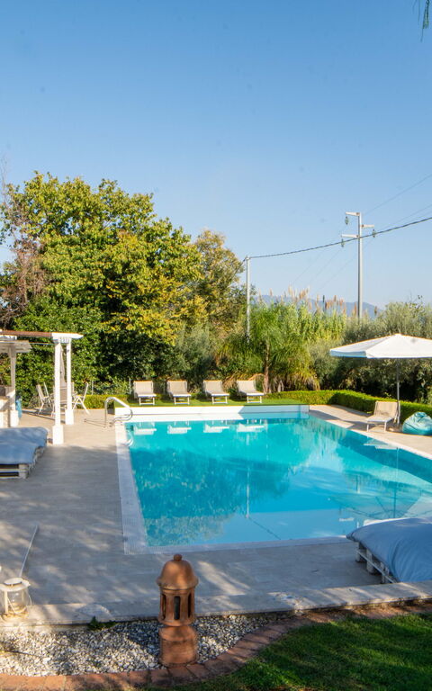 Villa Antici: Exteriör, slå samman, Utomhus