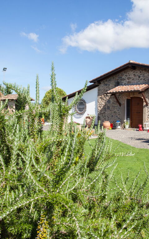 Villa Antici: Exteriör, Huvudentré, Utomhus