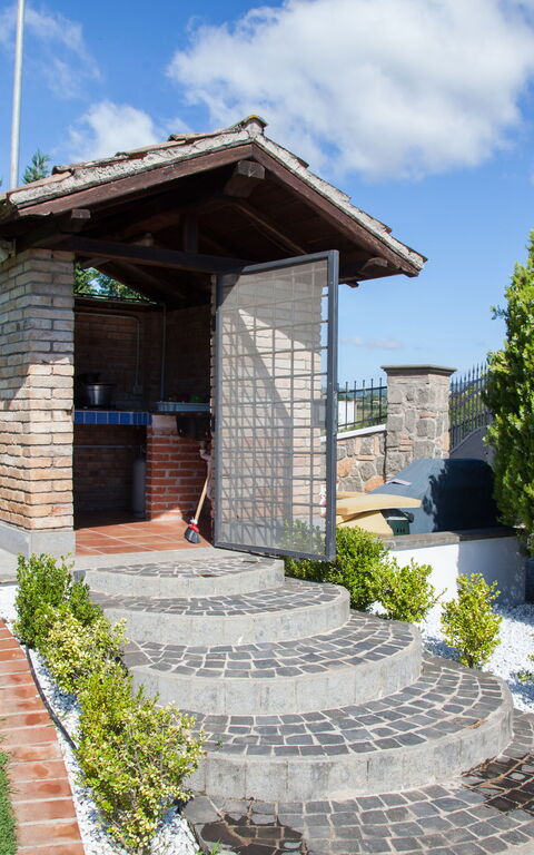 Villa Antici: Exteriör, Utomhus