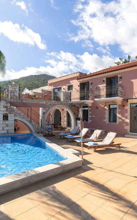 Villa Kois: Exteriör, slå samman, Utomhus