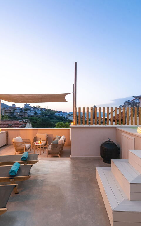 Villa Mirage: Exteriör, slå samman, Utomhus, Visningar