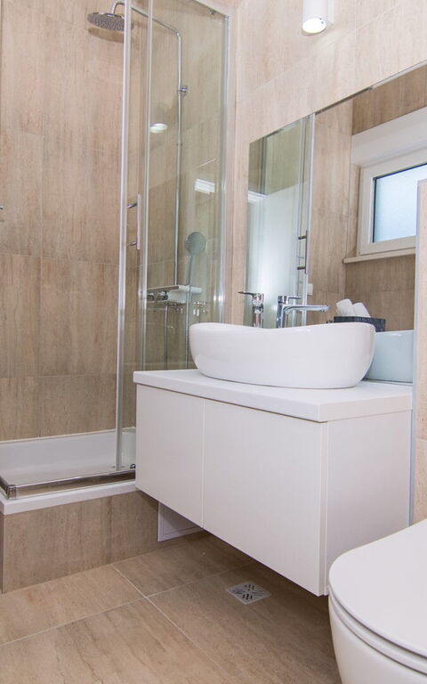 Villa Orvas 190: Badrum