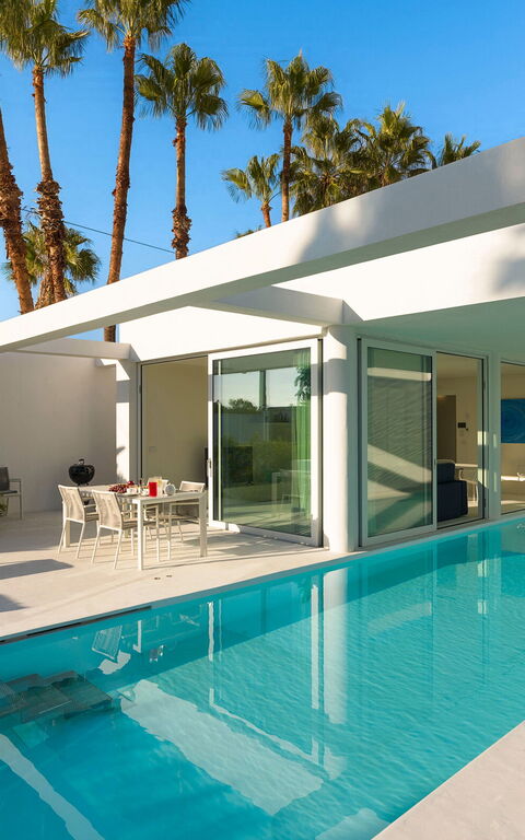 Villa Gadir: Exteriör, slå samman, Utomhus