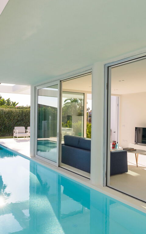 Villa Gadir: Exteriör, slå samman, Utomhus