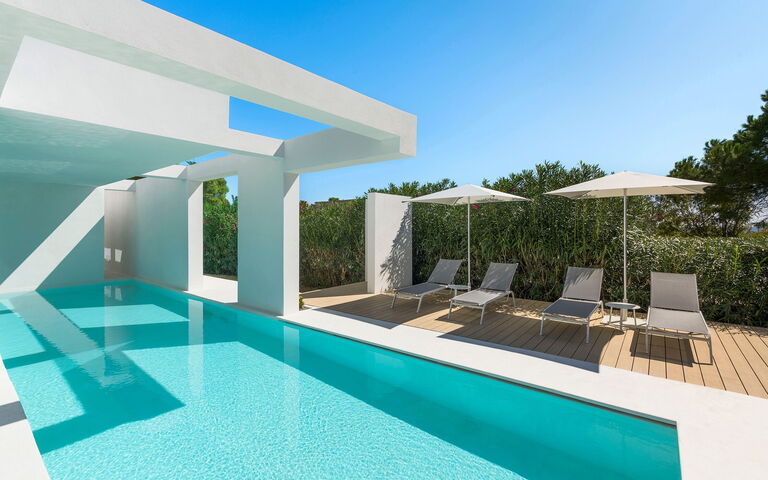 Villa Gadir: Exteriör, slå samman, Utomhus