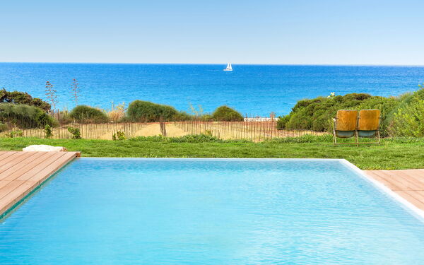 Villa al Nair: Exteriör, Utomhus, Visningar