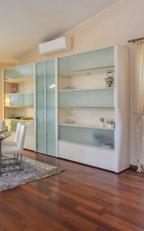 Villa Paradiso: Lunchrum, Vardagsrum