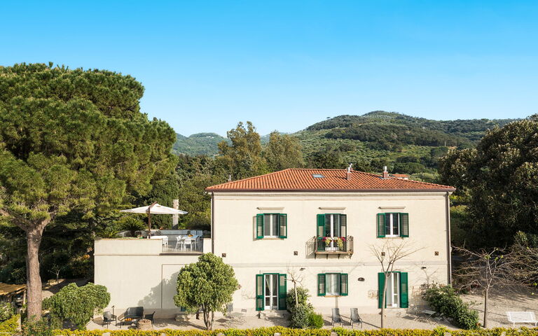 Villa Giuffrè: Exteriör, Utomhus