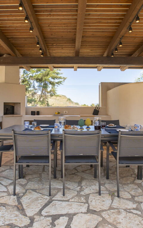 Villa Petra: Utomhus