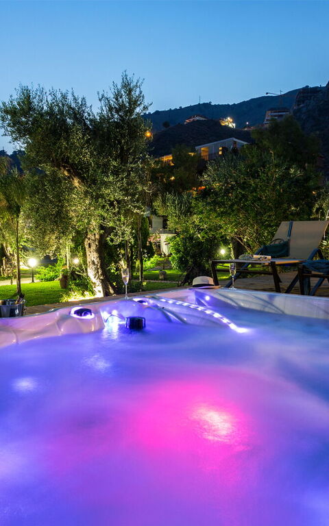 Villa Bellasia: badkar, Exteriör, Trädgård, Utomhus