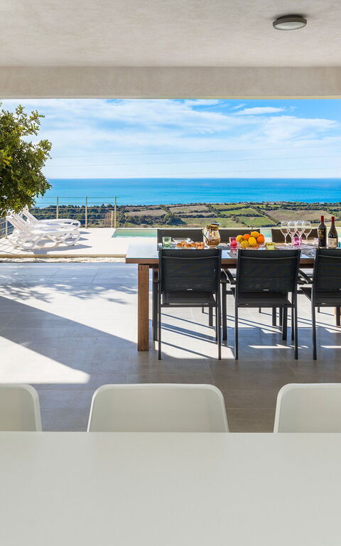 Villa Giglio Di Mare: Kök, Lunchrum