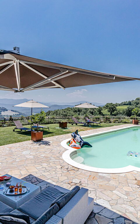 Chateau La Siroque: Exteriör, slå samman, Utomhus, Visningar