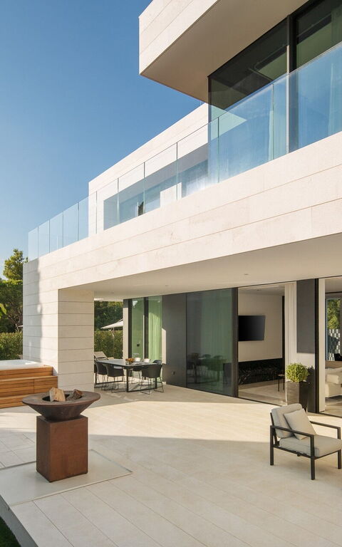 Orvas Villa 82: badkar, Balkong / terrass / uteplats, Exteriör, Utomhus