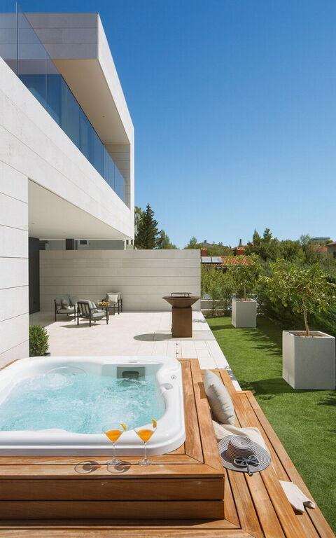 Orvas Villa 82: Balkong / terrass / uteplats, Trädgård, Utomhus