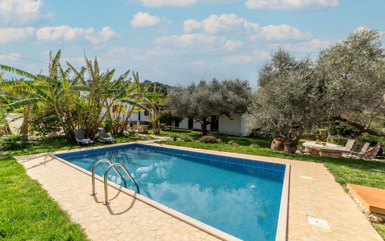 Klapas: Exteriör, slå samman, Trädgård