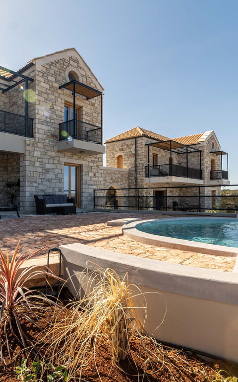 Villa Seiri: Exteriör, slå samman, Utomhus