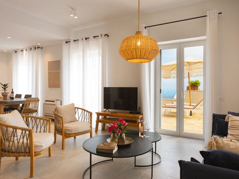 Villa Thea Mare Levantes