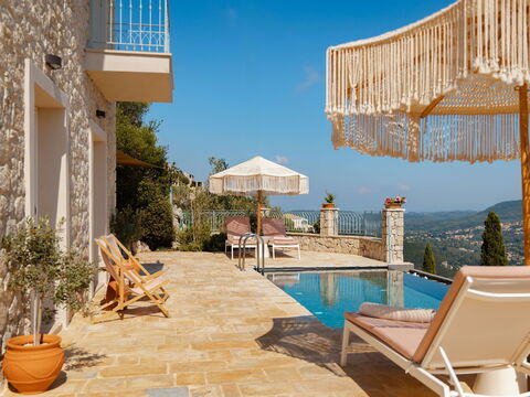 Villa Thea Mare Levantes