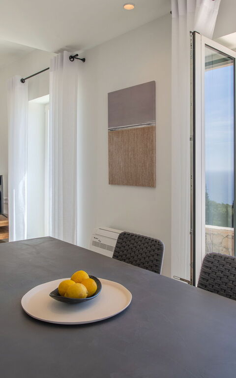 Villa Thea Mare Maistro: Lunchrum