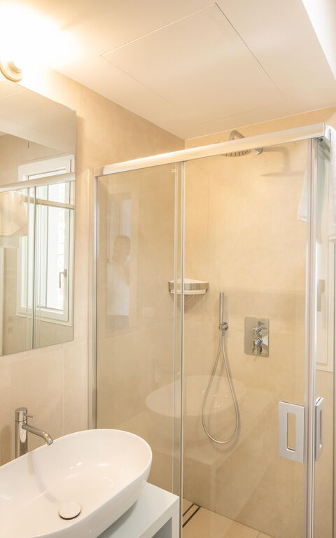 Marinaia Archi: Badrum