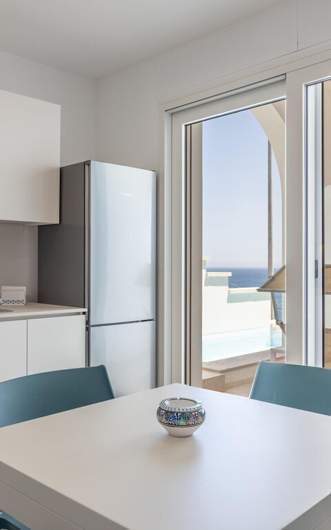 Marinaia Archi: Kök, Lunchrum