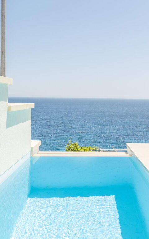 Marinaia Archi: Exteriör, slå samman, Utomhus, Visningar