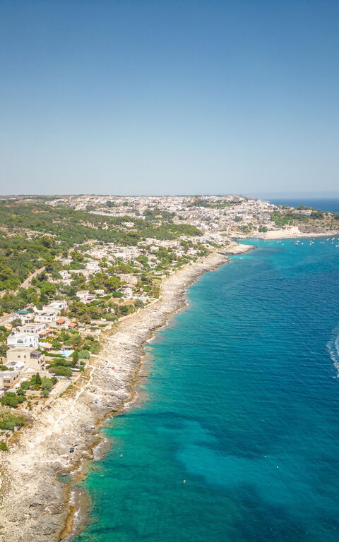 Marinaia Archi: Exteriör, Utomhus, Visningar