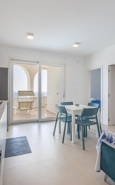 Marinaia Archi: Kök, Lunchrum