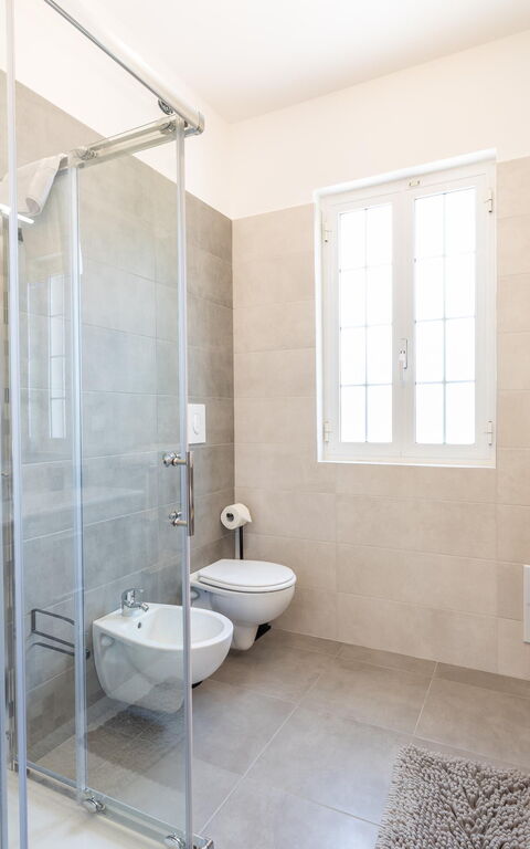 Villa Dolcevivere: Badrum