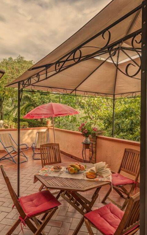 Leccino: Balkong / terrass / uteplats, Exteriör, Utomhus, Visningar