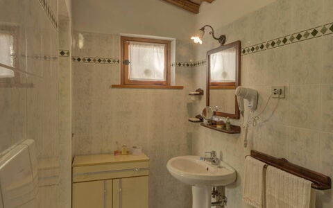 Semesterboende Leccino 3: Badrum