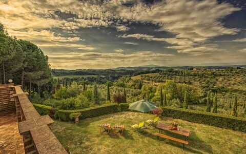 Semesterboende Leccino 5: Trädgård