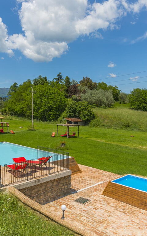 Le Fornaci: Exteriör, slå samman, Trädgård, Utomhus, Visningar