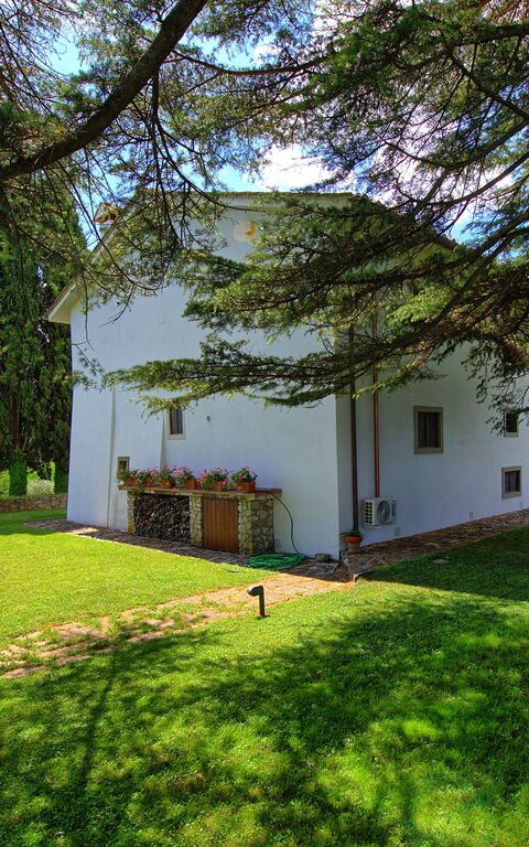 Villa Mami: Exteriör, Trädgård, Utomhus