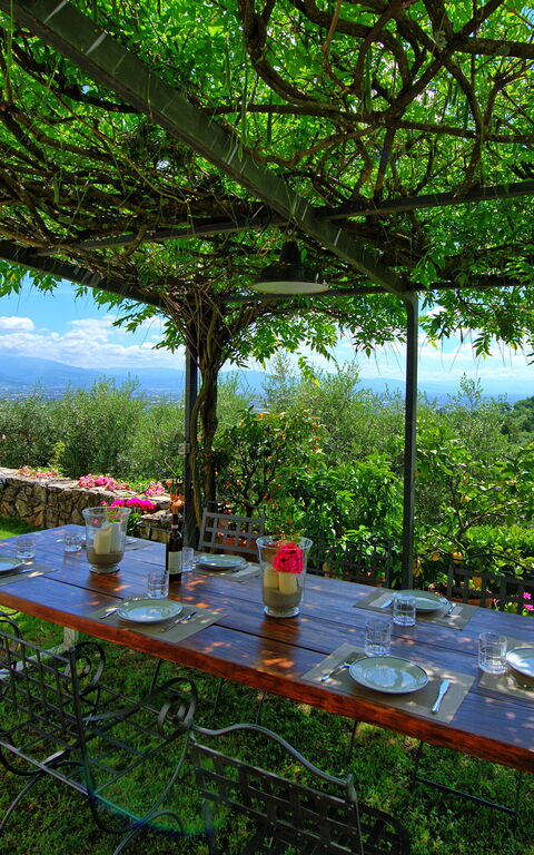 Villa Mami: Balkong / terrass / uteplats, Trädgård, Utomhus