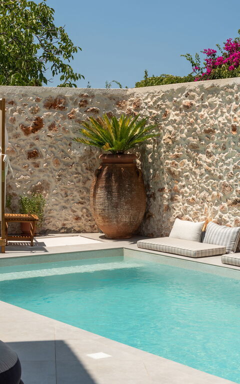 Villa Paul: Exteriör, slå samman, Utomhus