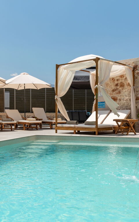 Villa Paul: Exteriör, slå samman, Utomhus