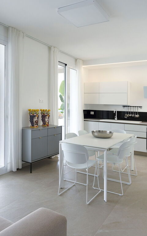 Villa Paradisus: Kök, Lunchrum, Vardagsrum