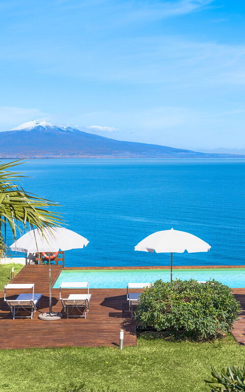 Villa Coralia: Exteriör, slå samman, Trädgård, Utomhus, Visningar