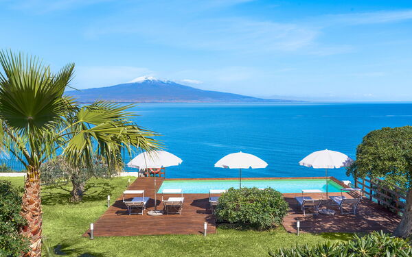 Villa Coralia: Exteriör, slå samman, Trädgård, Utomhus, Visningar