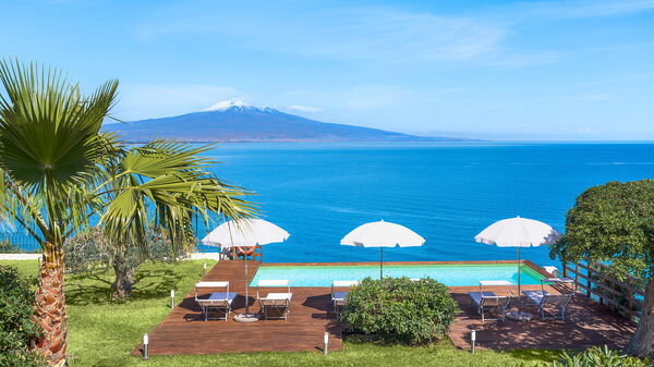 Villa Coralia: Exteriör, slå samman, Trädgård, Utomhus, Visningar